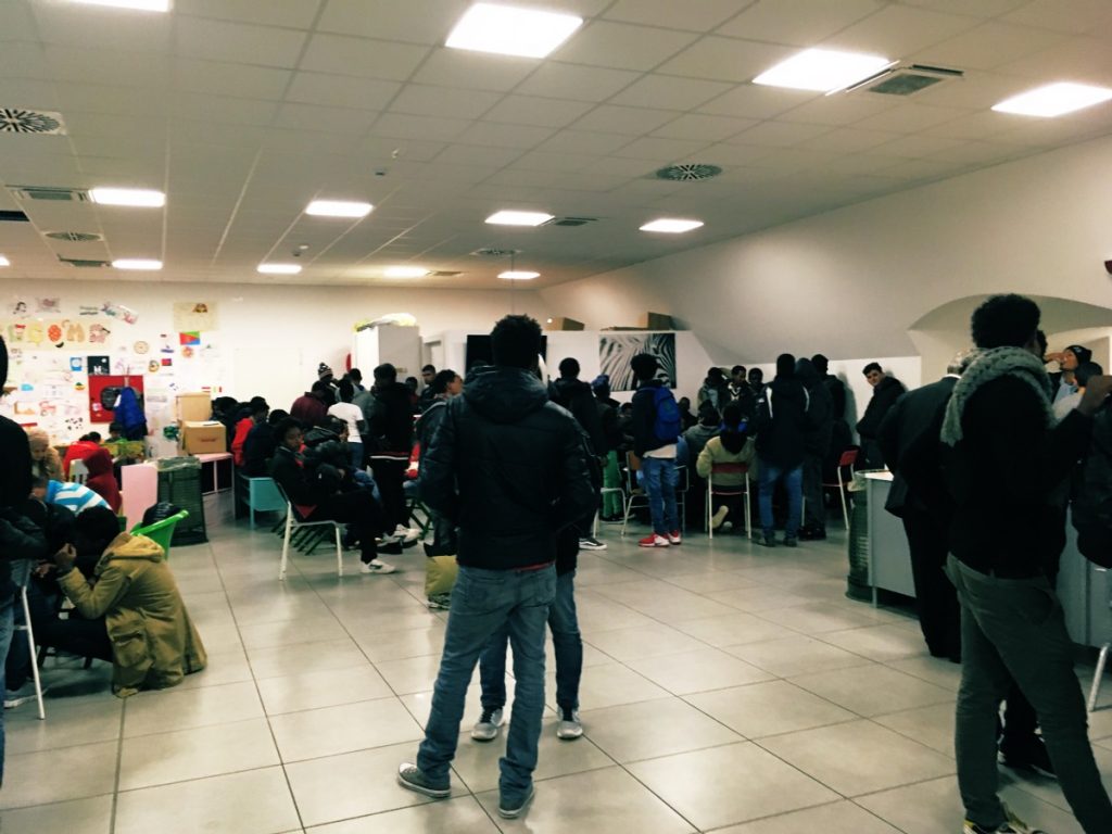 A border within the city: a journey into the Milan hub /2 ⁄ Open Migration